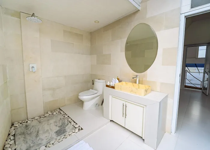 Spacious 3 Bedroom With Private Pool And Billiards * スミニャック