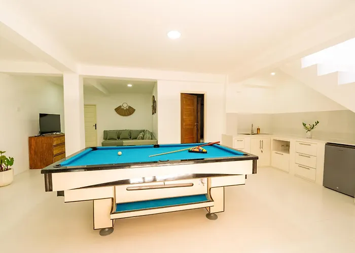 Spacious 3 Bedroom With Private Pool And Billiards ヴィラ スミニャック